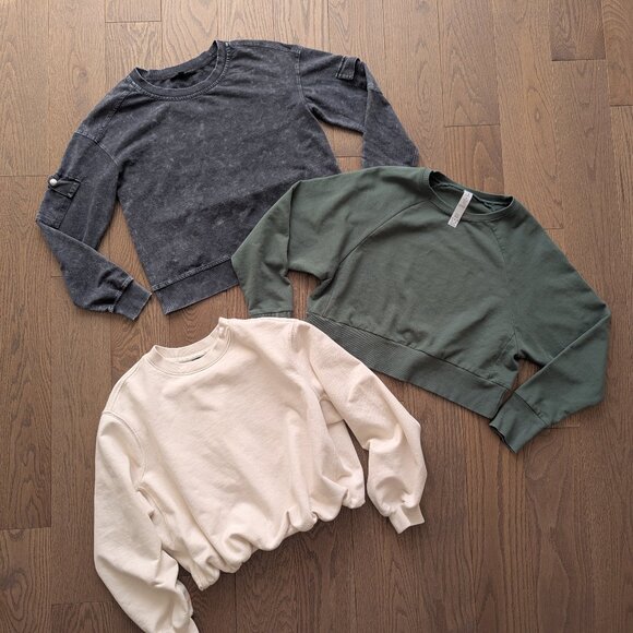 Womens Casual Crewneck Bundle - size S - Picture 1 of 2